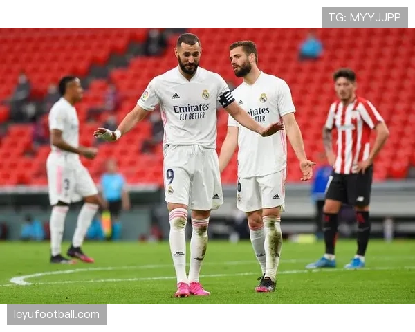 战术板：面对皇家社会高位压迫，皇马的出球体系面临严峻考验